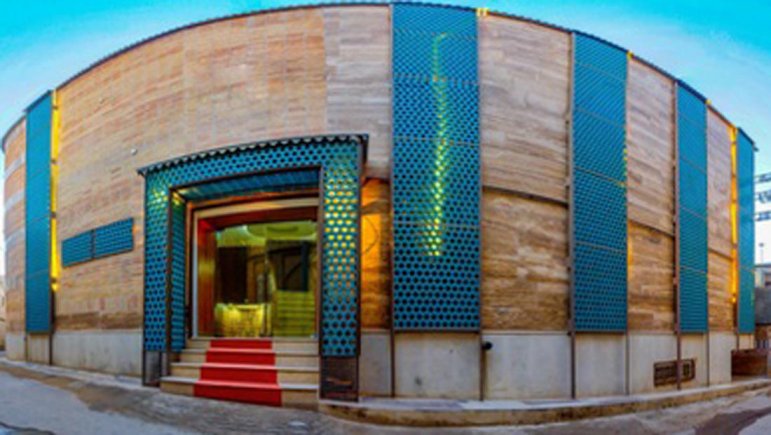 نمای بیرونی هتل ریتون شیراز